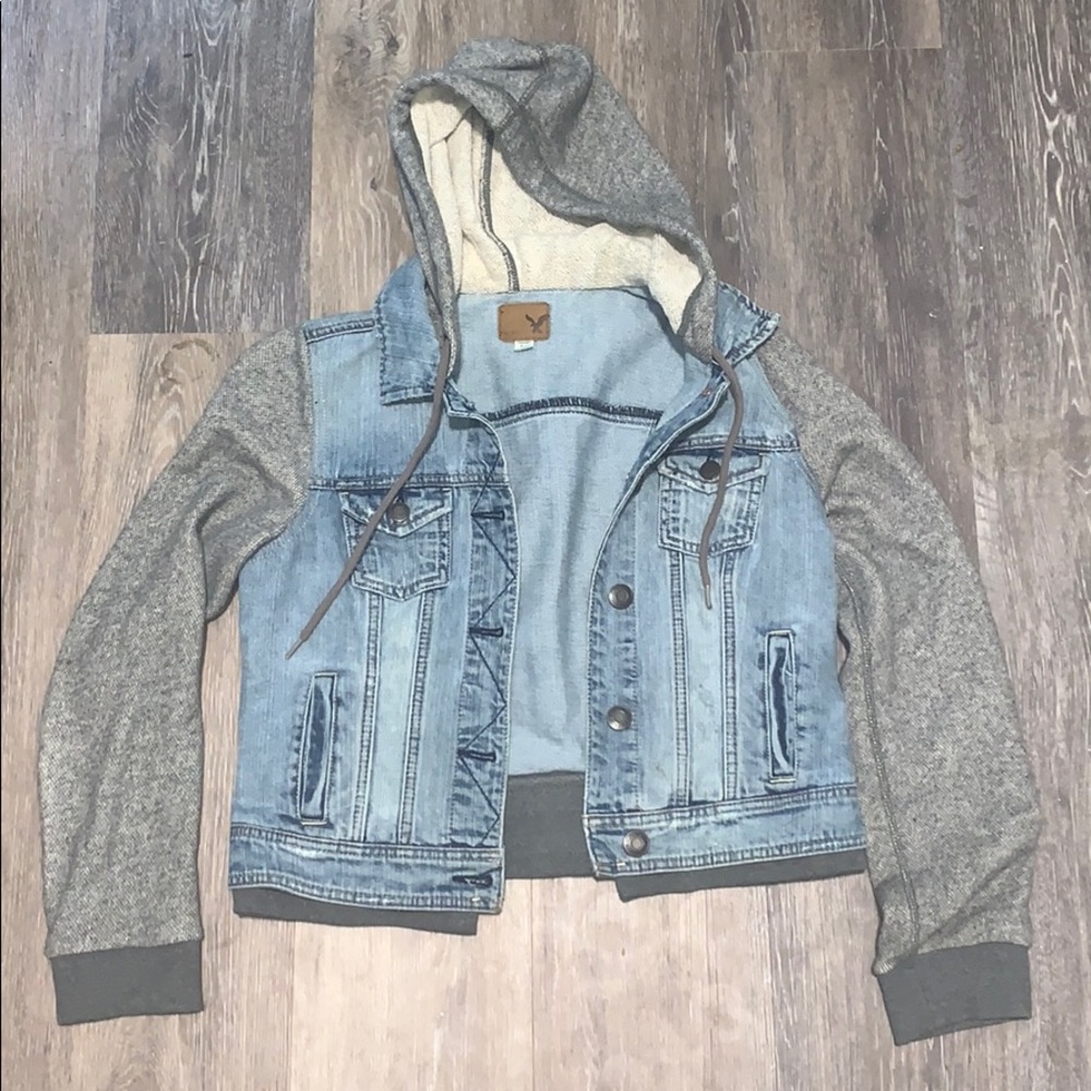 American Eagle Hooded sweatshirt/jean jacket